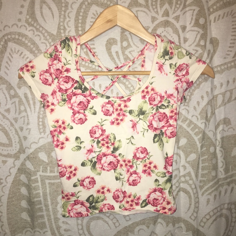Rose Design Crop Top